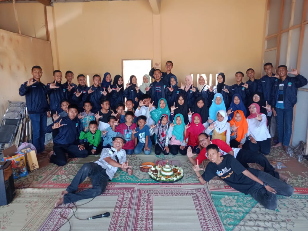 ALiAN: Gugah Literasi Anak Dengan Menyenangkan
