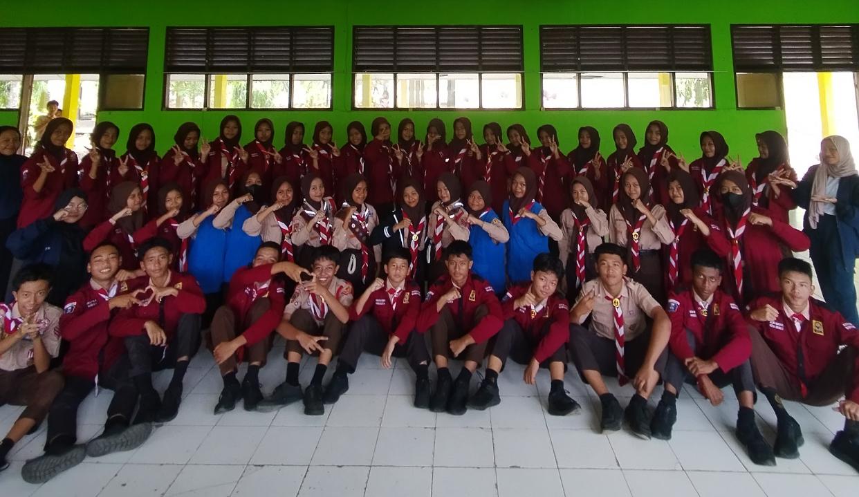 Inspiratif! Wonogiri Youth Forum Road to School Bangun Kepercayaan Diri Siswa Lewat Filosofi Socrates
