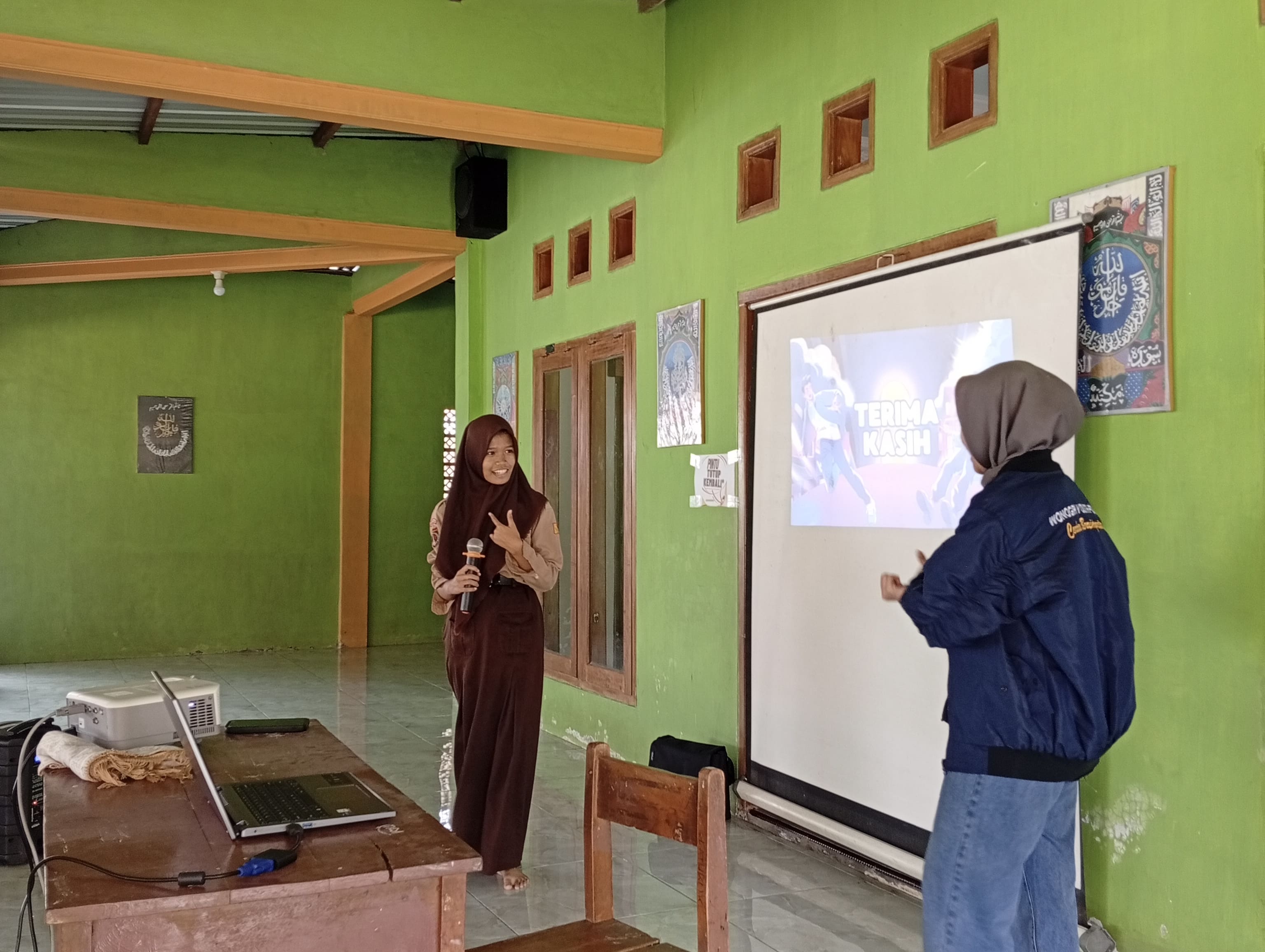 Wonogiri Youth Forum: WYF Road to School Batch 2 Dorong Public Speaking Percaya Diri Remaja